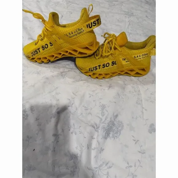 Just So So Unisex Yellow Athletic Sneakers Non-Slip Running Walking Shoes - Picture 4 of 5
